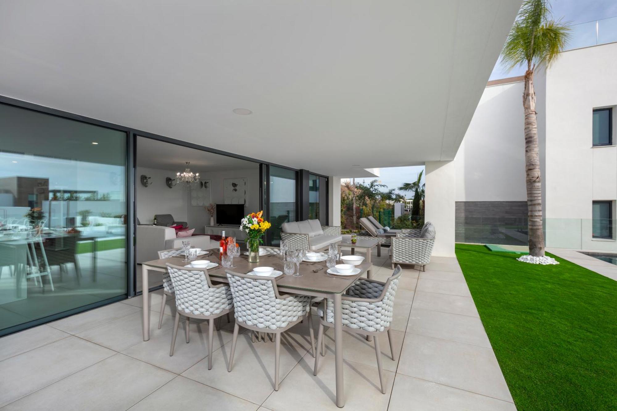 Сasa de vacaciones The White House Marbella